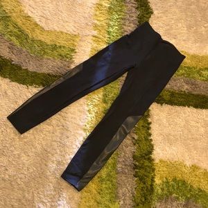 SPANX Moto leggings SMALL❤️
